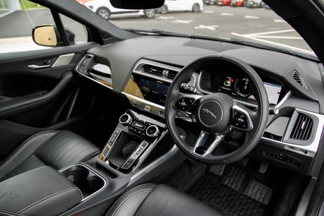 Jaguar I-Pace BLACK
