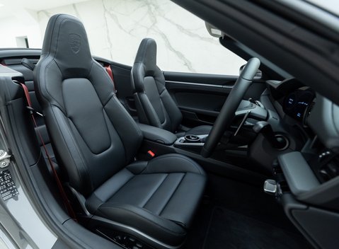 Porsche 911 Carrera S Cabriolet (992) 12