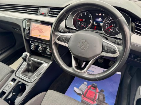 Volkswagen Passat 2.0 TDI EVO SE Nav Euro 6 (s/s) 5dr 44