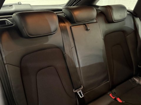 Audi A4 2.0 TDI S line quattro Euro 5 (s/s) 5dr 35