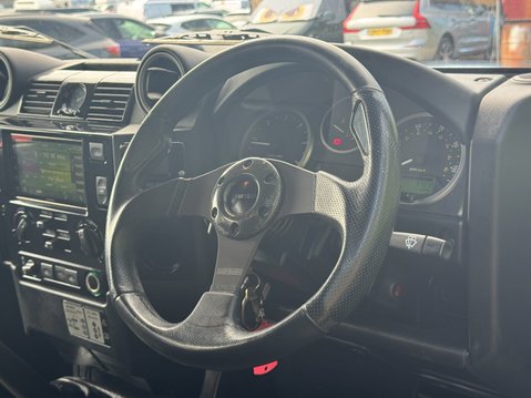 Land Rover Defender 2.2 TDCi XS Hard Top SUV 3dr Diesel Manual 4WD SWB Euro 5 (122 ps) 14