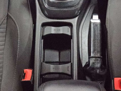 Ford Focus 1.0 Titanium 5dr 29