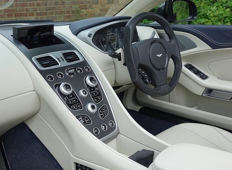Aston Martin Vanquish Volante 23