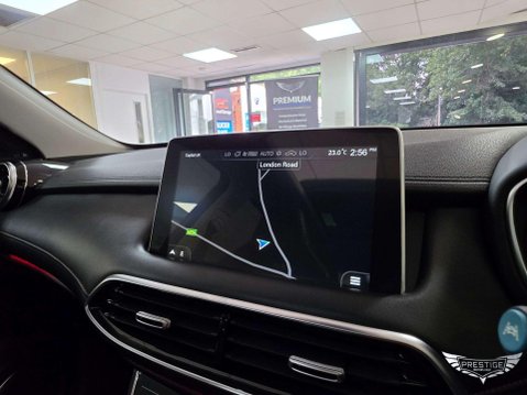 MG HS 1.5 T-GDI 16.6kWh Exclusive Auto Euro 6 (s/s) 5dr 32
