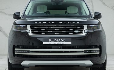 Land Rover Range Rover P460e Autobiography LWB 29