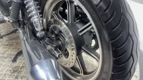 Triumph Bonneville 2014 T100 GREAT CONDITION ONLY 7K ICONIC MODERN CLASSIC 865CC 13