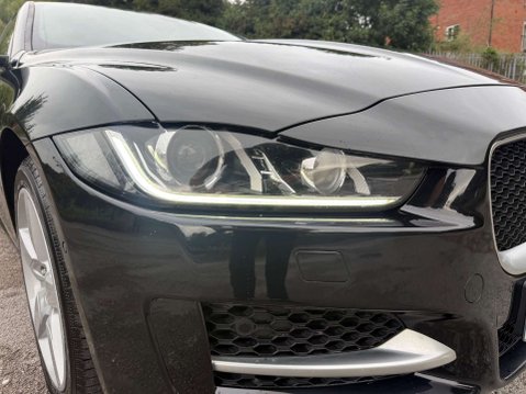 Jaguar XE 2.0 XE R-Sport D AWD Auto 4WD 4dr 45