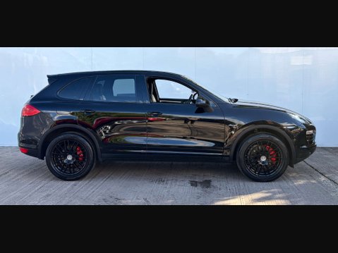 Porsche Cayenne 4.1 Cayenne V8 D S Tiptronic S Auto 4WD 5dr 11
