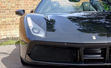 Ferrari 488 Spider 5