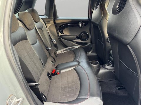 Mini Hatch 1.5 Cooper Sport Steptronic Euro 6 (s/s) 5dr 40