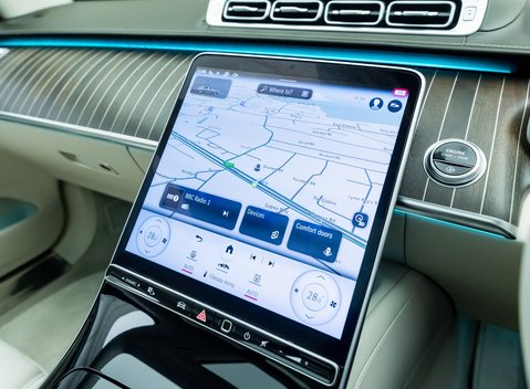 Mercedes-Benz S Class S580 Maybach First Class 35