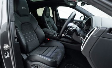 Porsche Cayenne GTS Coupé 5