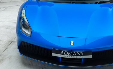 Ferrari 488 SPIDER 33