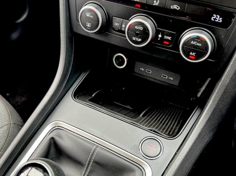 SEAT Ateca ECOTSI SE TECHNOLOGY 16