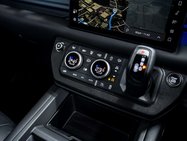 Land Rover Defender 3.0 D350 MHEV X-Dynamic HSE SUV 3dr Diesel Auto 4WD Euro 6 (s/s) (350 ps) 32