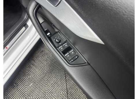 Audi A4 3.0 TDI V6 S line Estate 5dr Diesel S Tronic quattro Euro 6 (s/s) (218 ps) 35