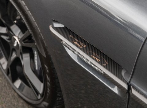 Aston Martin Vanquish S Ultimate 30