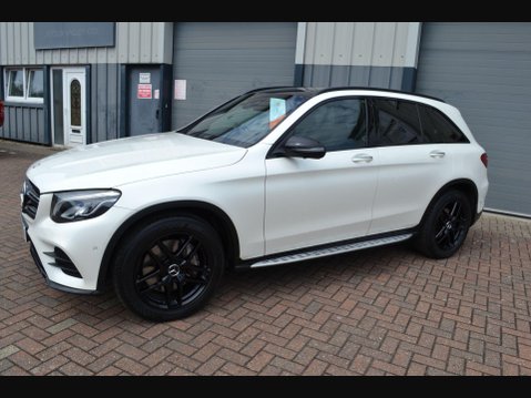 Mercedes-Benz GLC 2.1 GLC250d AMG Line (Premium Plus) G-Tronic 4MATIC Euro 6 (s/s) 5dr 15