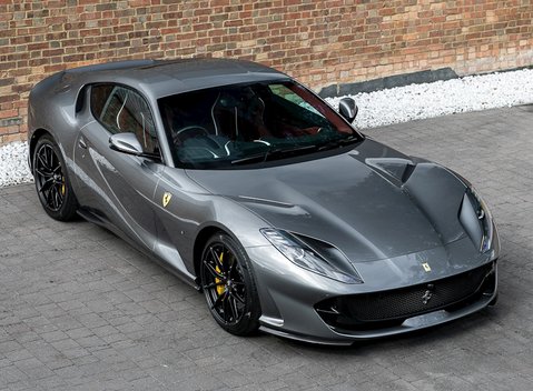 Ferrari 812 Superfast 8