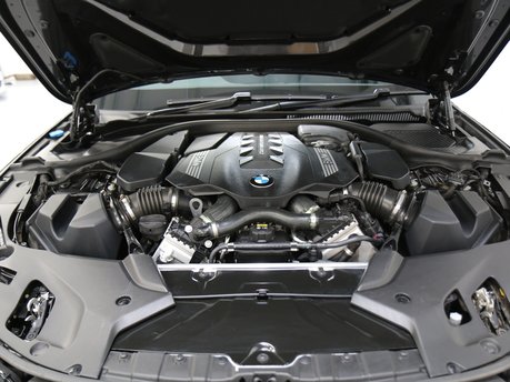 BMW 5 Series M550i xDrive - 1 Owner FBMWSH Service History
