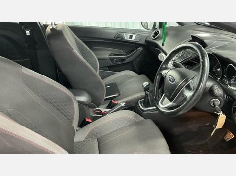 Ford Fiesta 1.0T EcoBoost ST-Line Euro 6 (s/s) 3dr 7