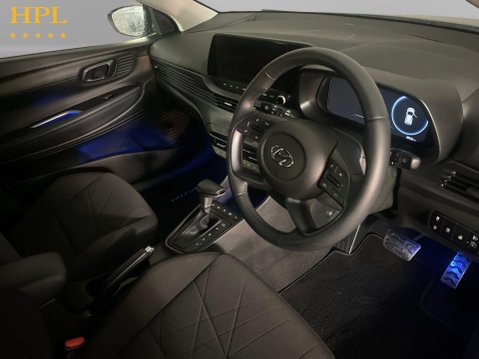 Hyundai BAYON 1.0 T-GDi MHEV Premium SUV 5dr Petrol Hybrid DCT Euro 6 (s/s) (100 ps) Cru 12