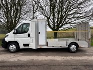 Peugeot Boxer 165ps BlueHDi 335 Drop & Go Low Floor Traffic Management - Toolbox 6