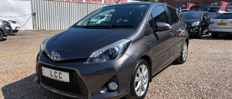 Toyota Yaris T SPIRIT HYBRID.. AUTOMATIC.. 13 SERVICES..1 PREVIOUS KEEPER.. £20 R/TAX 1