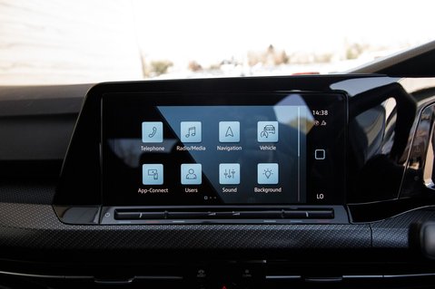 Volkswagen Golf R-LINE TSI 22