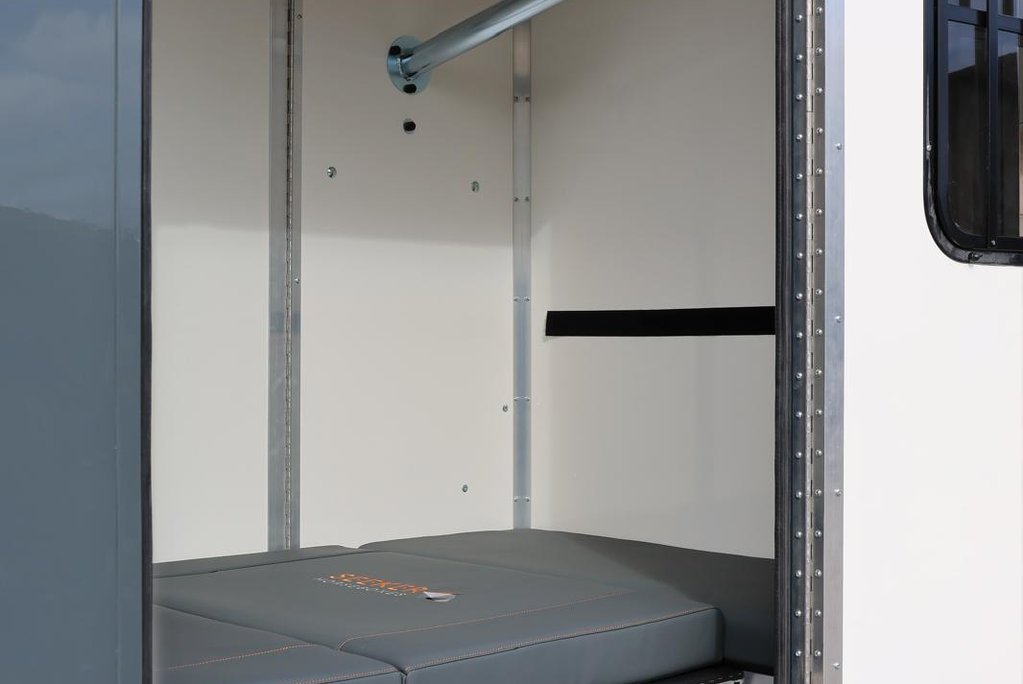 Renault Master 2026 Brand new 3.5 ton  AUTOMATIC Stallion build WITH REAR BED OPTION   27