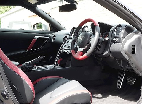 Nissan GT-R 550 Recaro Edition 13