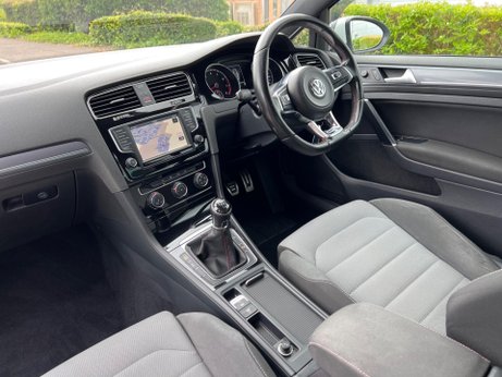 Volkswagen Golf 1.4 TSI BlueMotion Tech ACT R-Line Euro 6 (s/s) 3dr 22