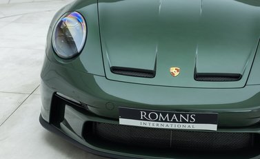 Porsche 911 GT3 TOURING (992) 32