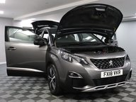 Peugeot 3008 PURETECH S/S GT LINE 14