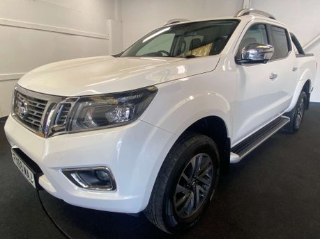 Nissan Navara 2.3 Navara Tekna dCi Auto 4WD 5dr