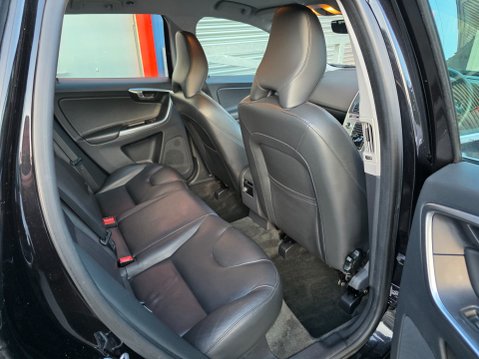 Volvo XC60 D4 SE NAV 15