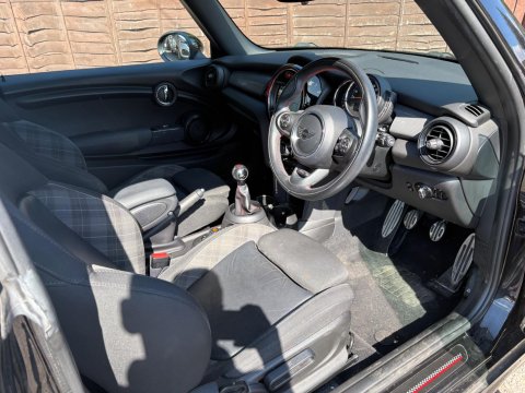 Mini Hatch COOPER SPORT 14