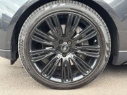 Land Rover Range Rover 4.4 SD V8 Autobiography SUV 5dr Diesel Auto 4WD Euro 6 (s/s) (339 ps) 7