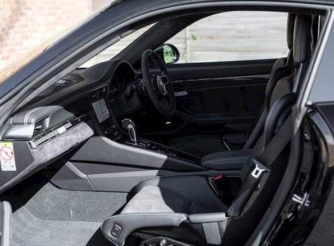 Porsche 911 (991.2) GT3 RS Weissach 13