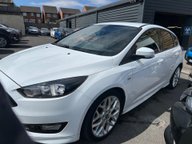 Ford Focus ST-LINE 5