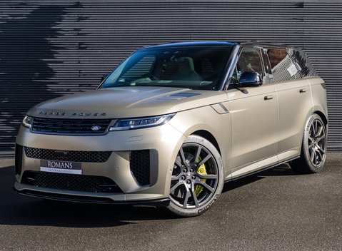 Land Rover Range Rover Sport P635 SV EDITION ONE CARBON BRONZE 2