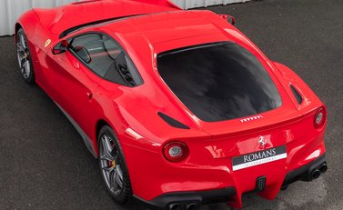 Ferrari F12 Berlinetta 9