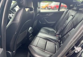 Jaguar XE R-DYNAMIC SE AUTO 33