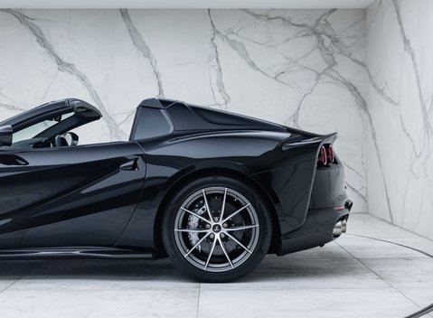 Ferrari 812 GTS 43