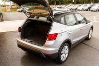 SEAT Arona TSI SE TECHNOLOGY 38