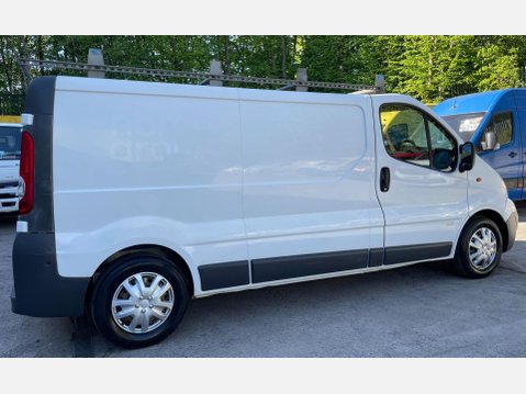 Vauxhall Vivaro 2.0 2900 CDTi ecoFLEX FWD L3 4dr 8