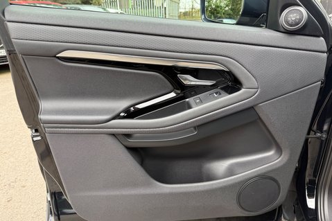 Land Rover Range Rover Evoque R-DYNAMIC S MHEV - FULL SERVICE HISTORY  - 2 OWNERS -APPLE CAR PLAY 23
