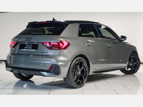 Audi A1 1.5 A1 Sportback 35 TFSI S Line Style Edition Semi-Auto 5dr 3
