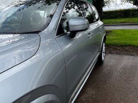 Volvo XC90 2.0 XC90 Inscription Pro D5 PowerPulse AWD Auto 4WD 5dr 46