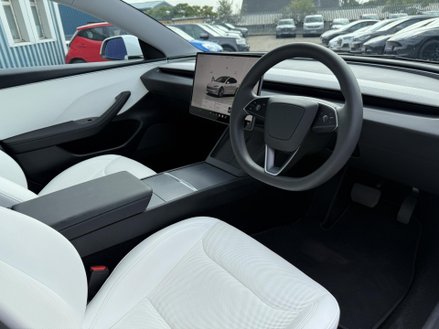 Tesla Model 3 Saloon 4dr Electric Auto RWD (208 ps)